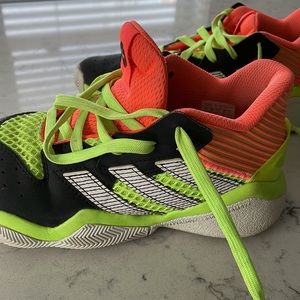 Girls basketball sneakers. Fluorescent orange and yellow. Girls size 4